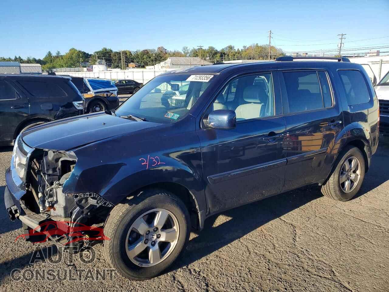 HONDA PILOT 2011 - 5FNYF4H50BB090036