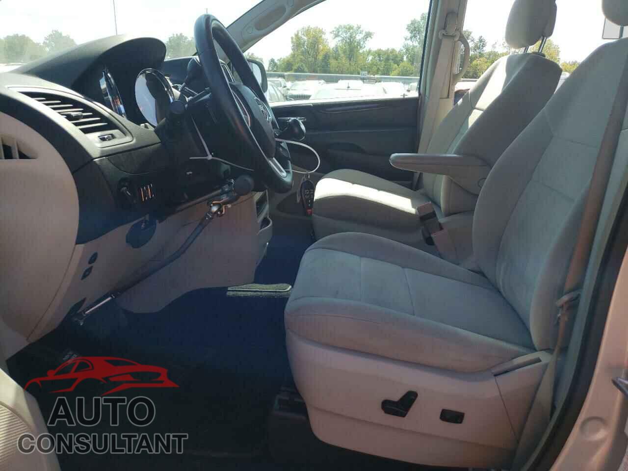 DODGE CARAVAN 2011 - 2D4RN5DG7BR690435