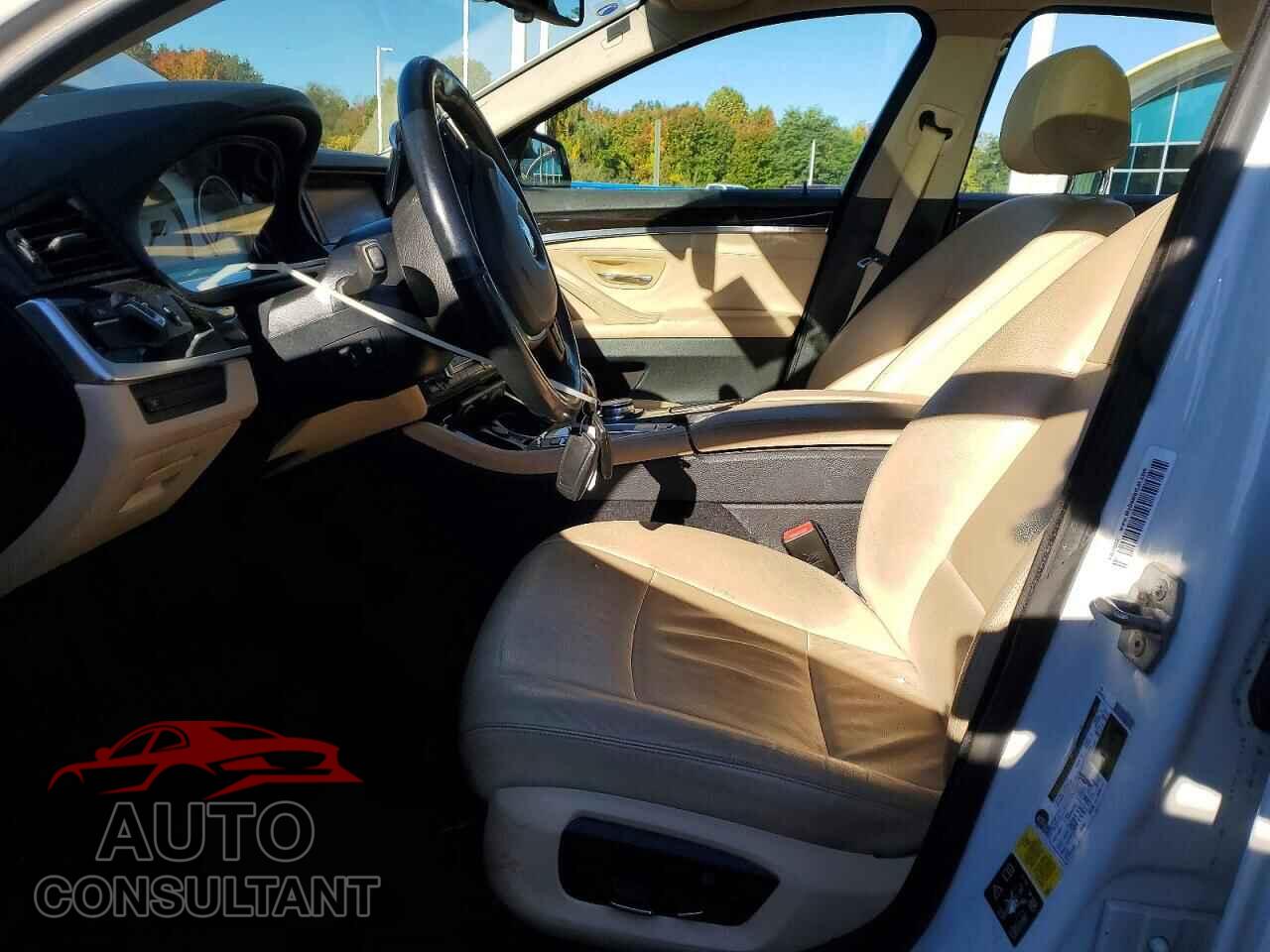 BMW 5 SERIES 2016 - WBA5B3C50GG258039