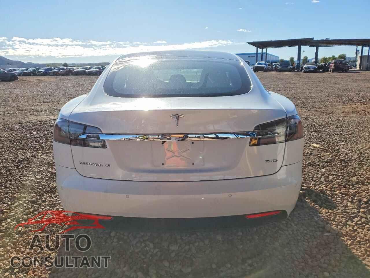 TESLA MODEL S 2018 - 5YJSA1E2XJF282933