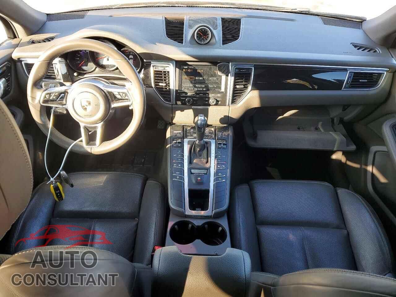 PORSCHE MACAN 2016 - WP1AB2A55GLB56210