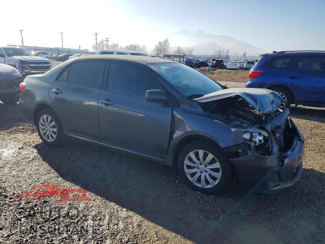 TOYOTA COROLLA 2012 - 2T1BU4EE1CC773322