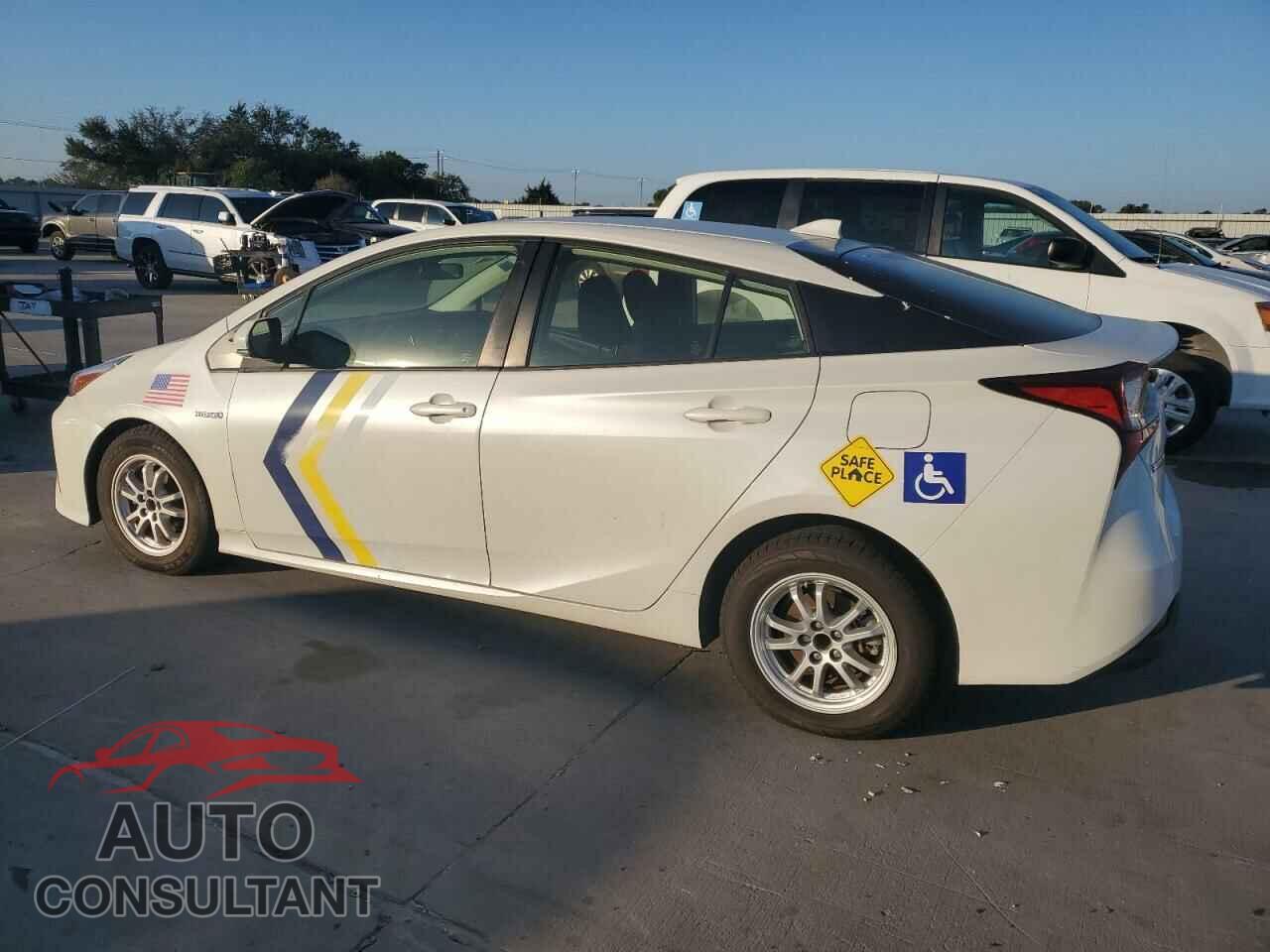 TOYOTA PRIUS 2019 - JTDKARFU2K3095604