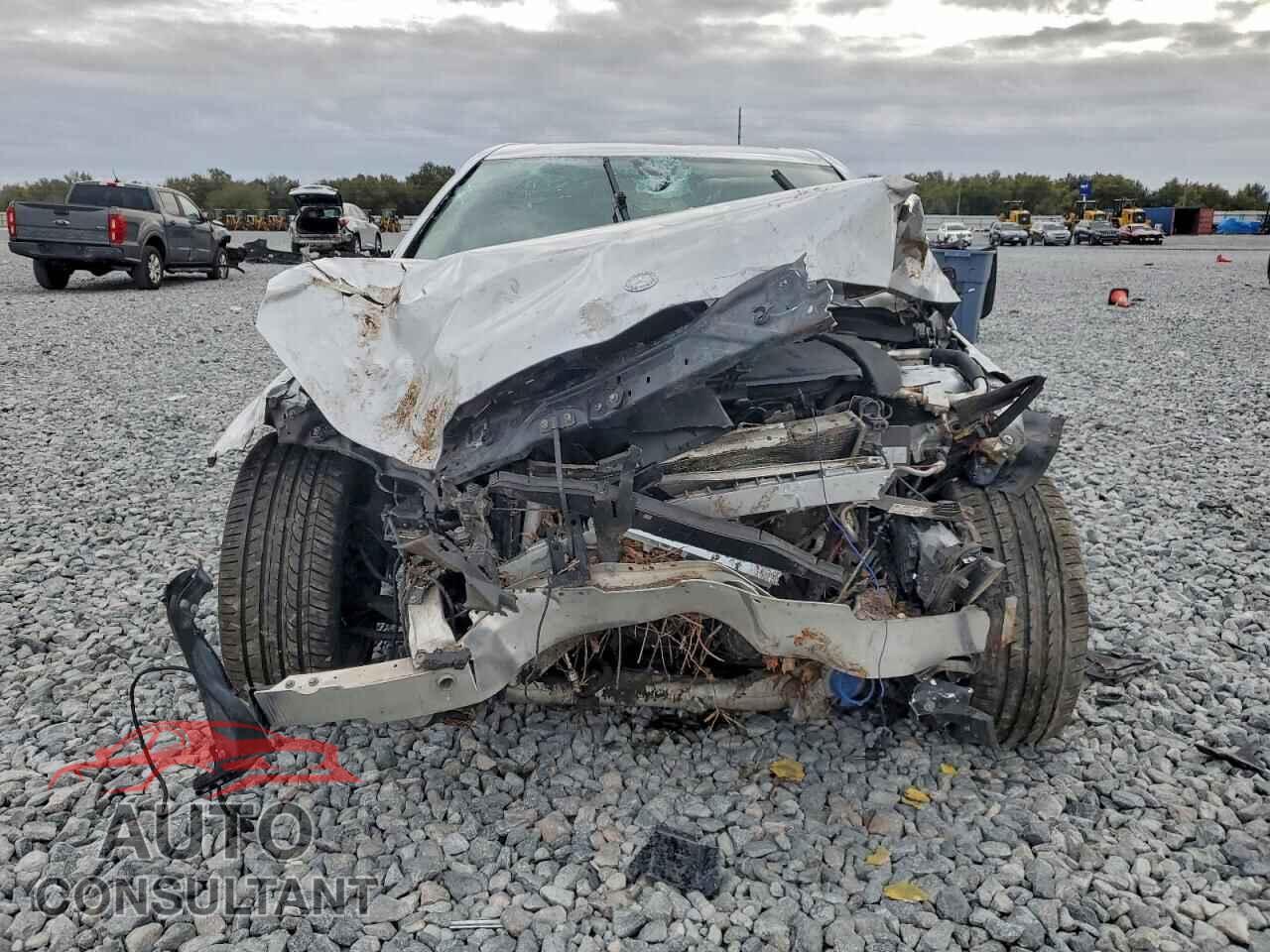 MERCEDES-BENZ E-CLASS 2014 - WDDHF5KB7EA884667