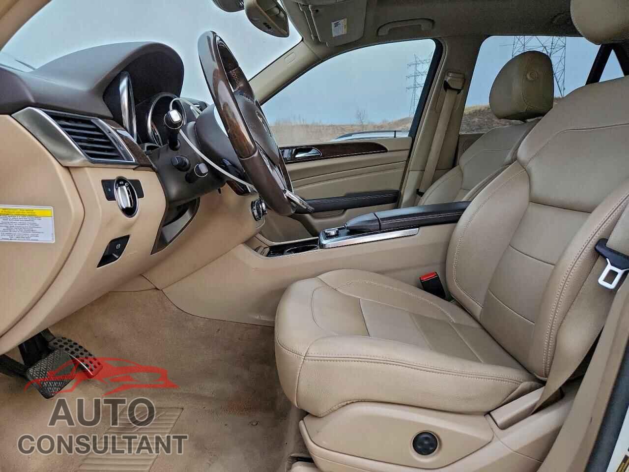 MERCEDES-BENZ M-CLASS 2012 - 4JGDA2EB8CA030104