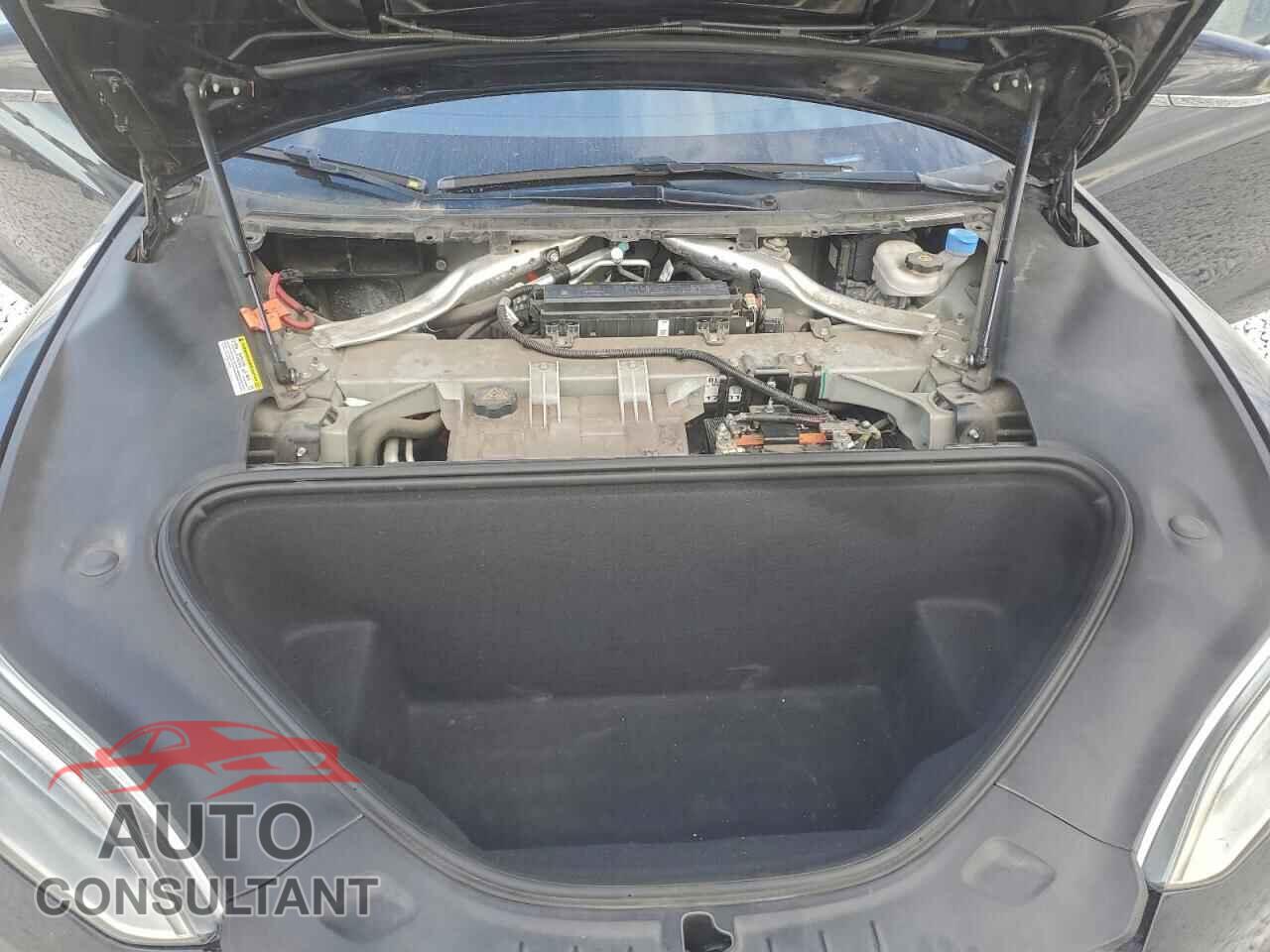 TESLA MODEL S 2017 - 5YJSA1E18HF195260