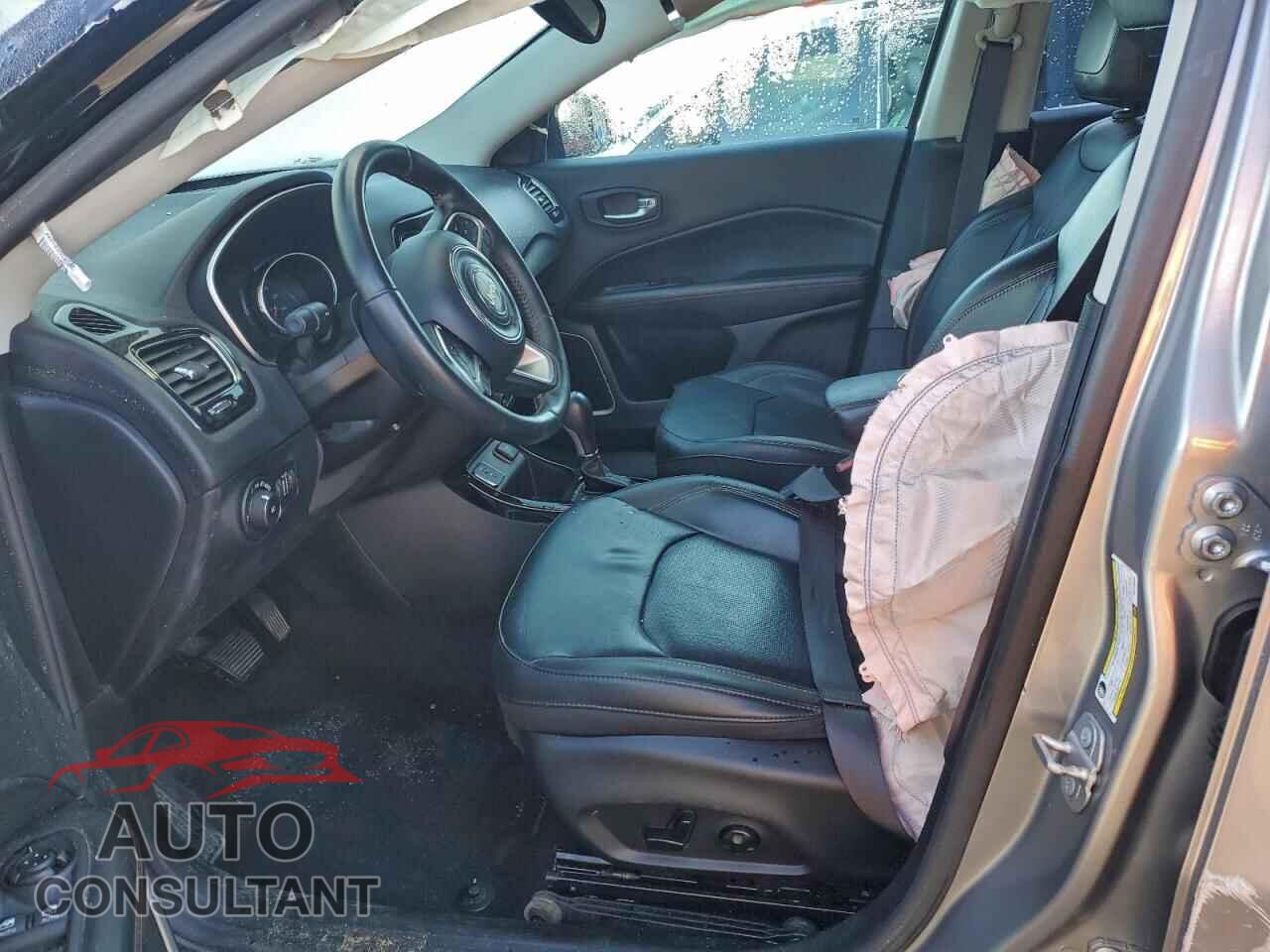JEEP COMPASS 2019 - 3C4NJCCB3KT725826