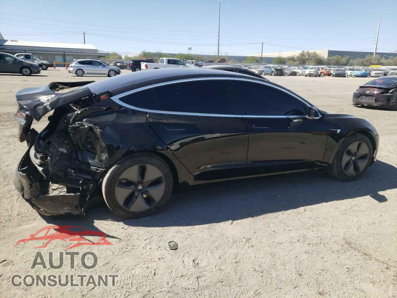 TESLA MODEL 3 2018 - 5YJ3E1EA8JF039427