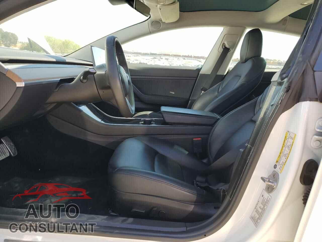 TESLA MODEL 3 2020 - 5YJ3E1EA2LF709184