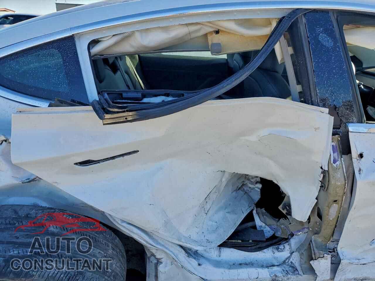 TESLA MODEL 3 2020 - 5YJ3E1EA2LF614348