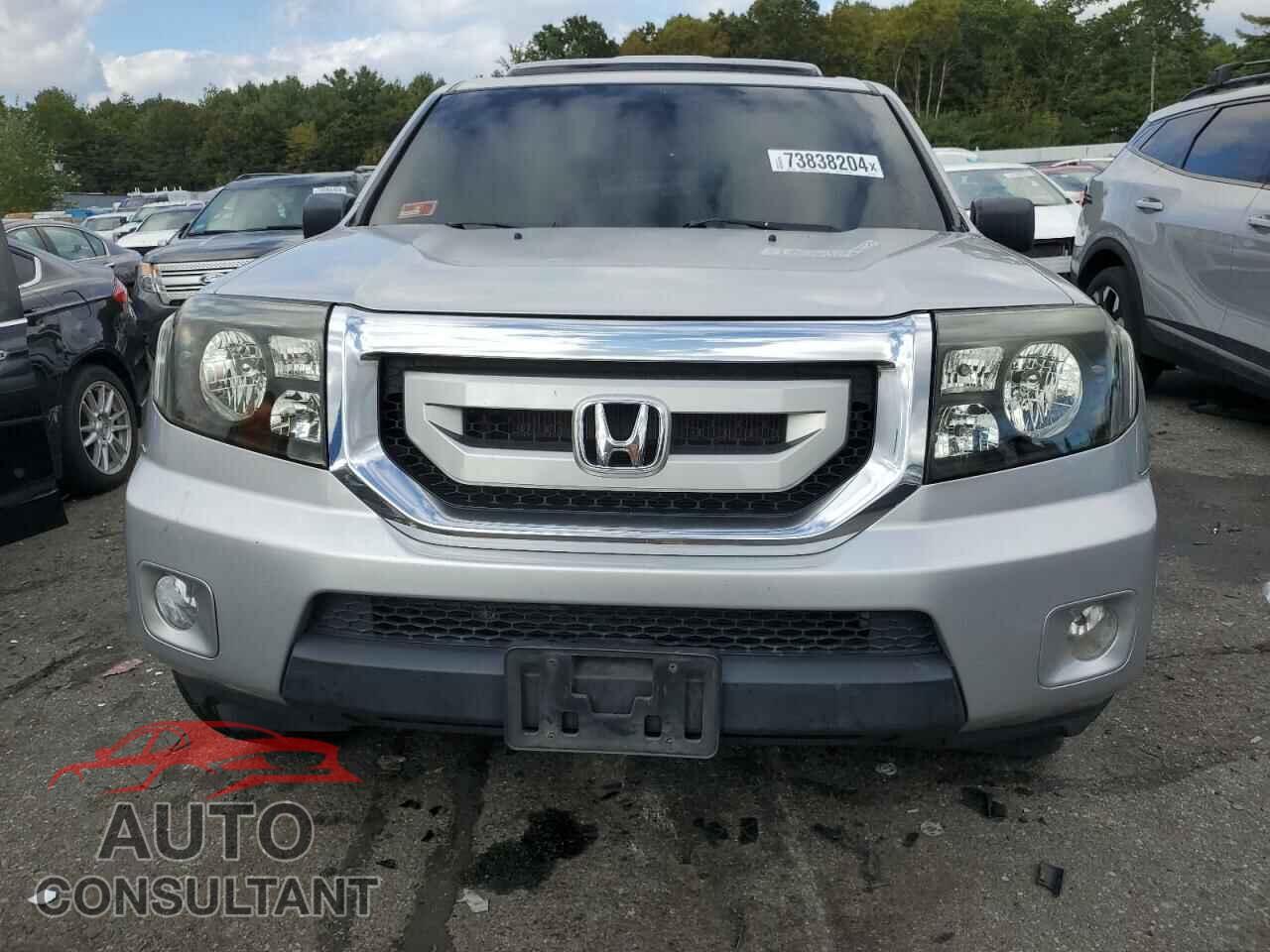 HONDA PILOT 2010 - 5FNYF4H68AB010912