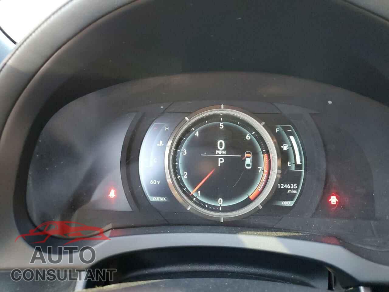 LEXUS IS 2015 - JTHCF1D27F5018437