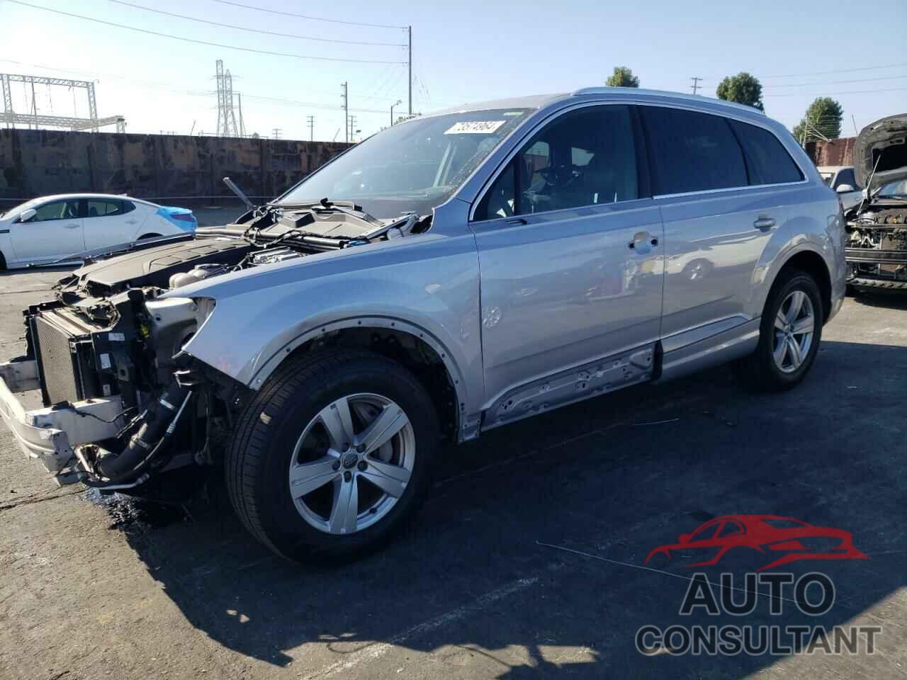 AUDI Q7 2018 - WA1LHAF71JD009214