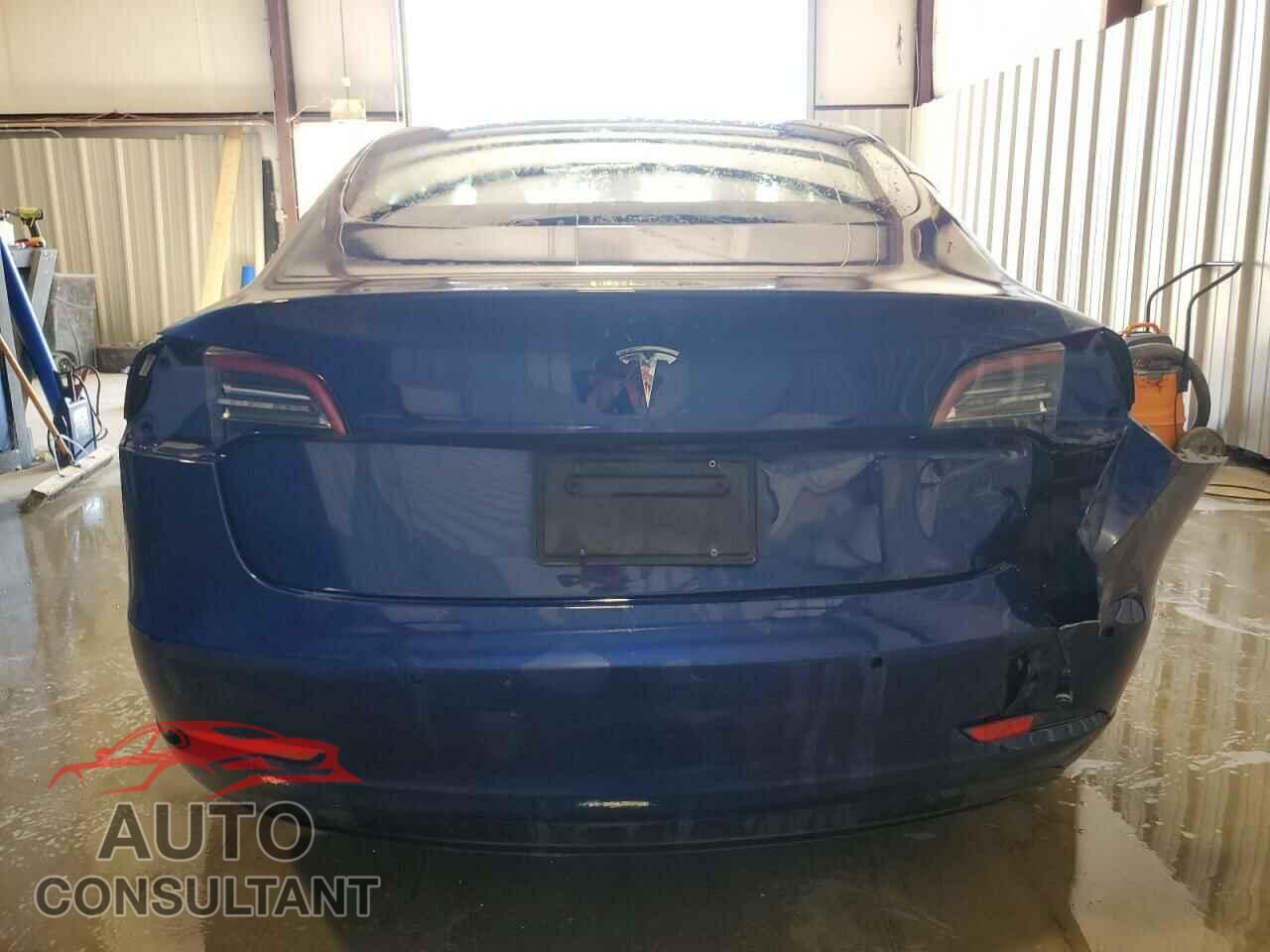 TESLA MODEL 3 2022 - 5YJ3E1EA6NF285558