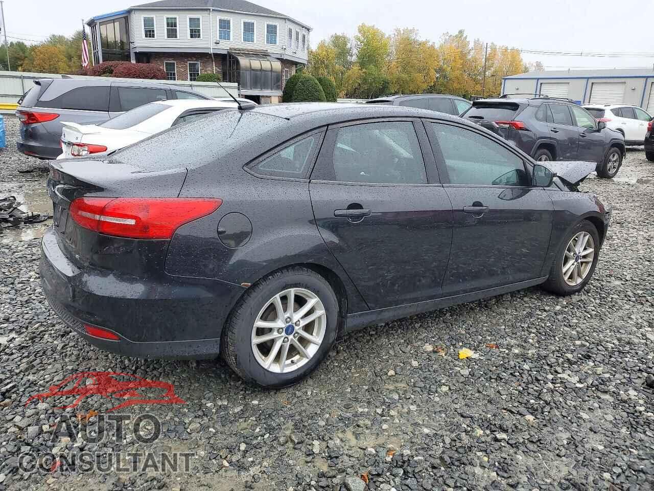 FORD FOCUS 2015 - 1FADP3F2XFL329163