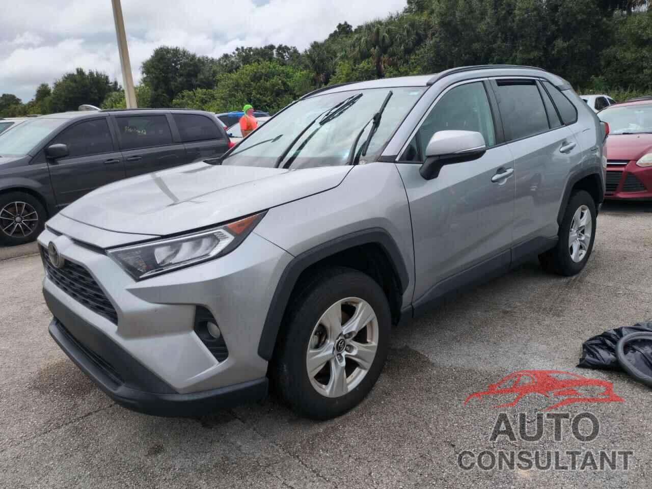 TOYOTA RAV4 2019 - 2T3W1RFV8KW046690