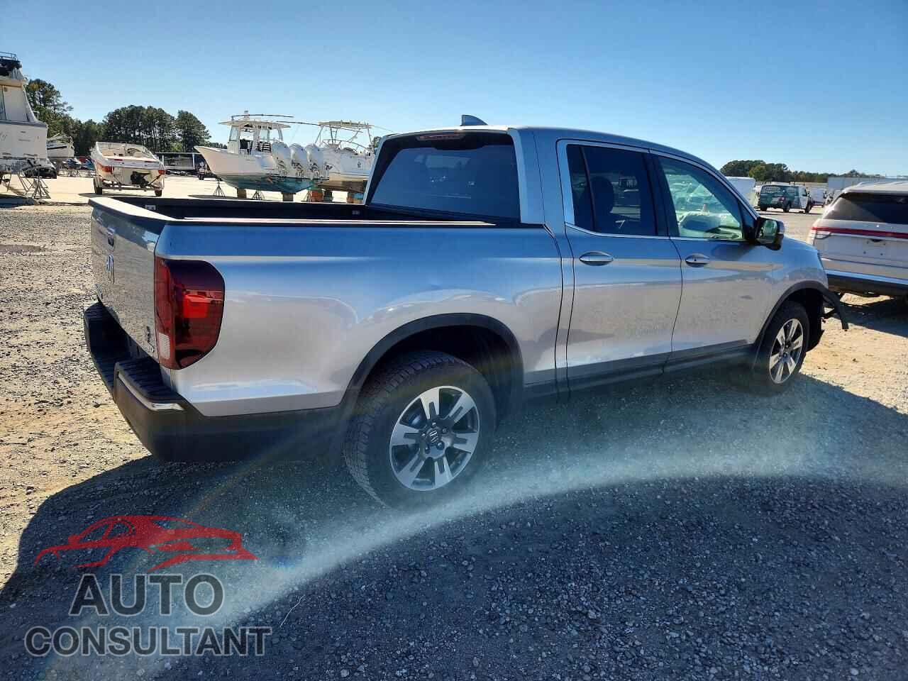 HONDA RIDGELINE 2017 - 5FPYK3F67HB027596