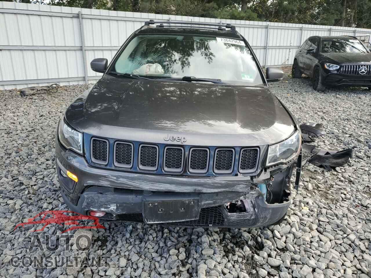 JEEP COMPASS 2018 - 3C4NJDDB5JT238808