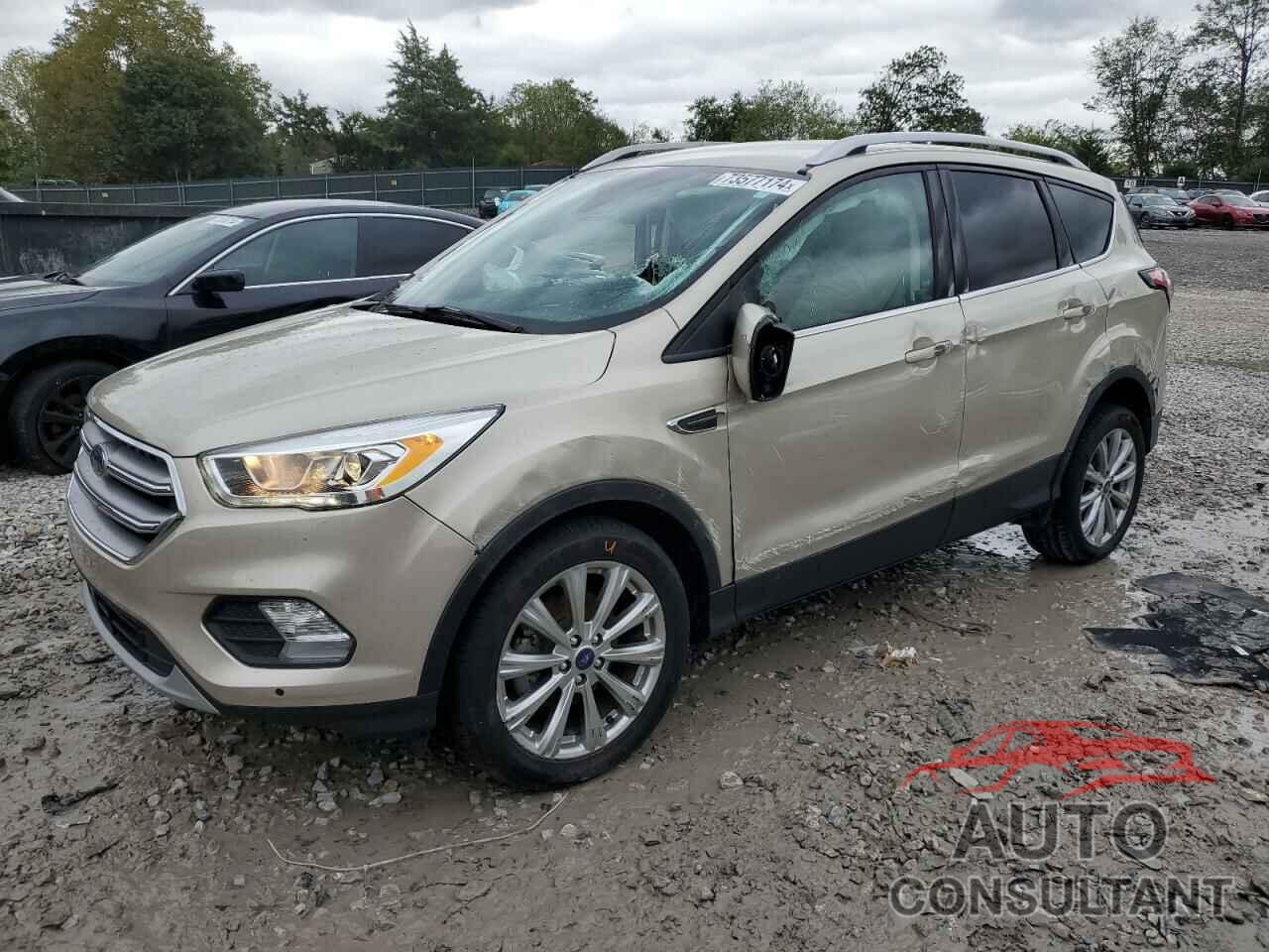 FORD ESCAPE 2017 - 1FMCU0JD3HUE30236