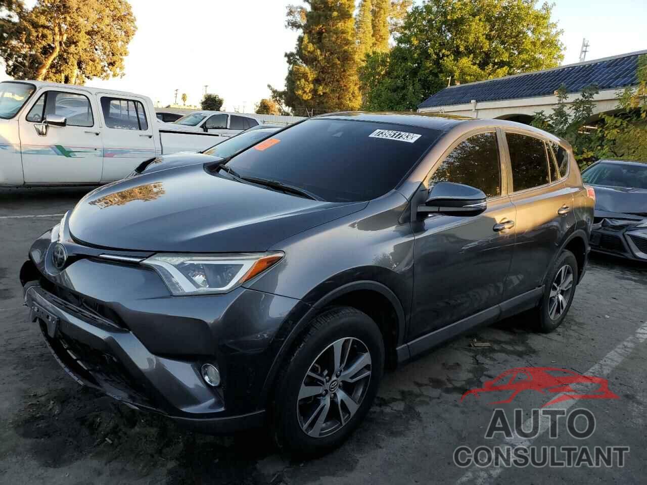 TOYOTA RAV4 2018 - JTMWFREV5JJ198619