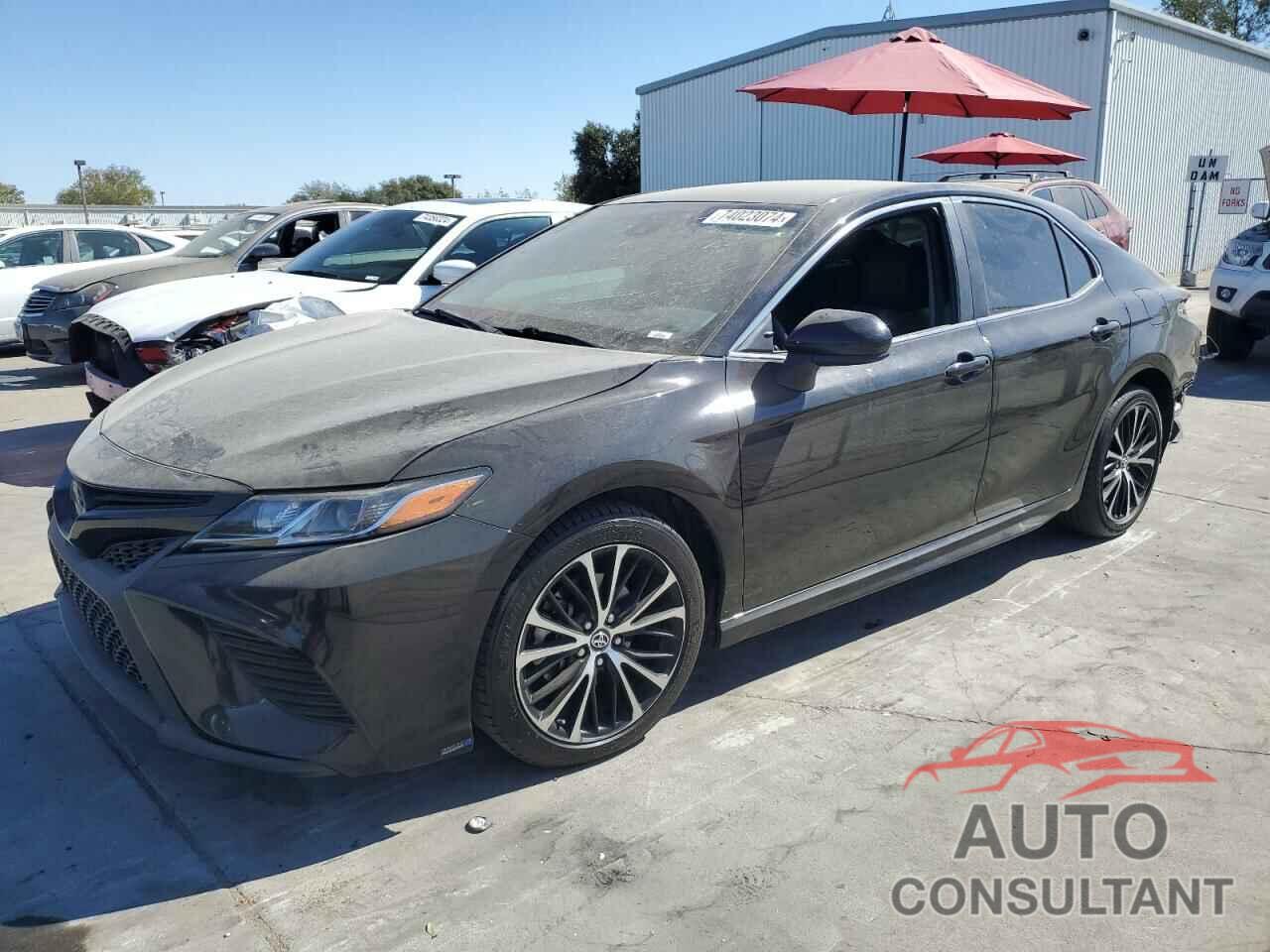 TOYOTA CAMRY 2019 - 4T1B11HK0KU277658