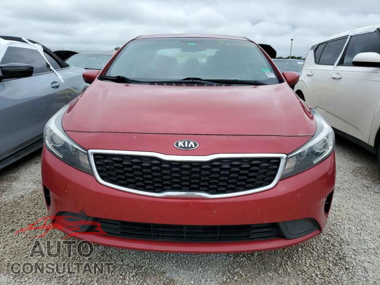 KIA FORTE 2018 - 3KPFL4A70JE284517