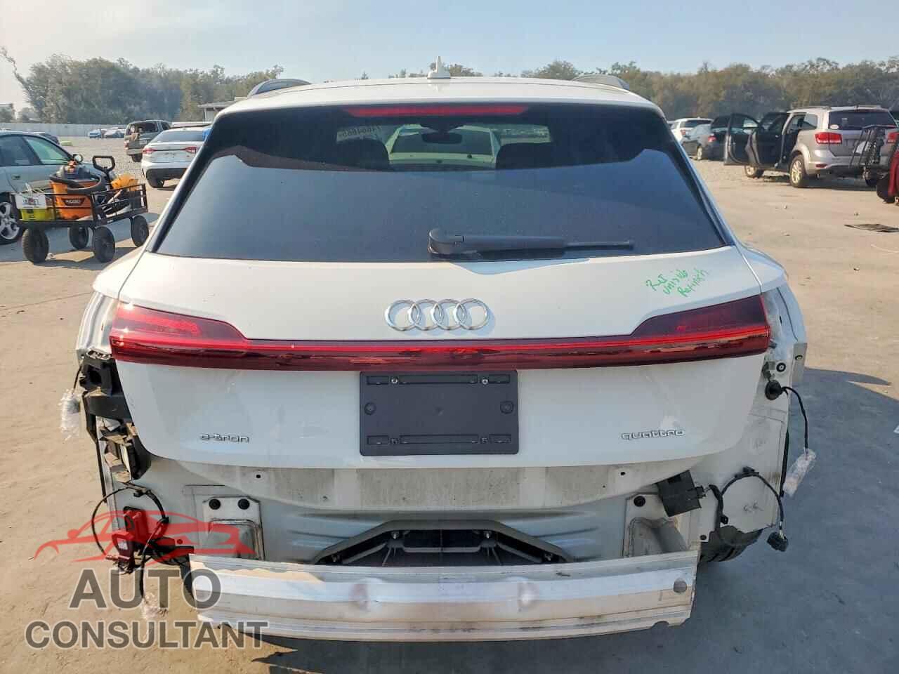 AUDI E-TRON 2022 - WA1AAAGE2NB037971