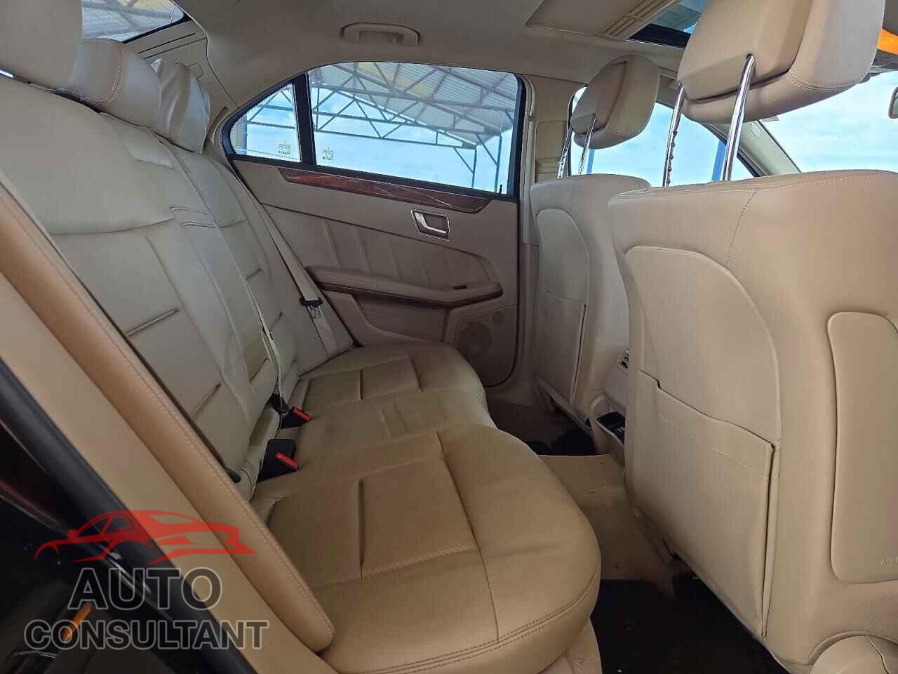 MERCEDES-BENZ E-CLASS 2012 - WDDHF5KBXCA547343