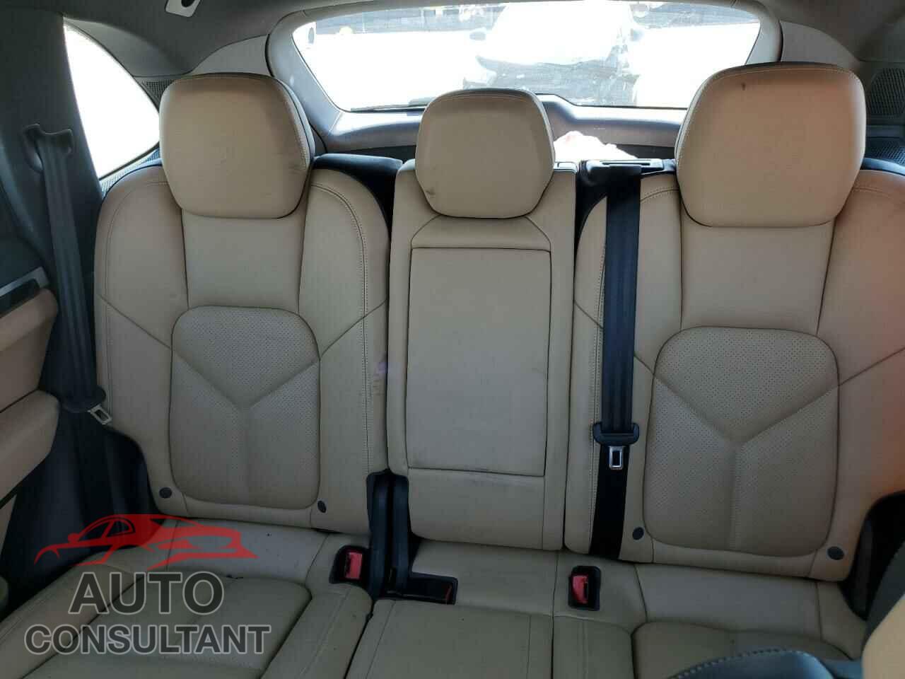PORSCHE CAYENNE 2017 - WP1AA2A20HKA90875