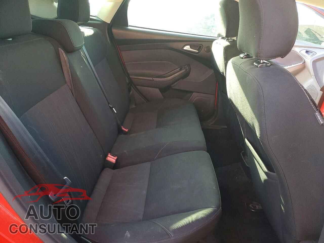 FORD FOCUS 2017 - 1FADP3M22HL249216