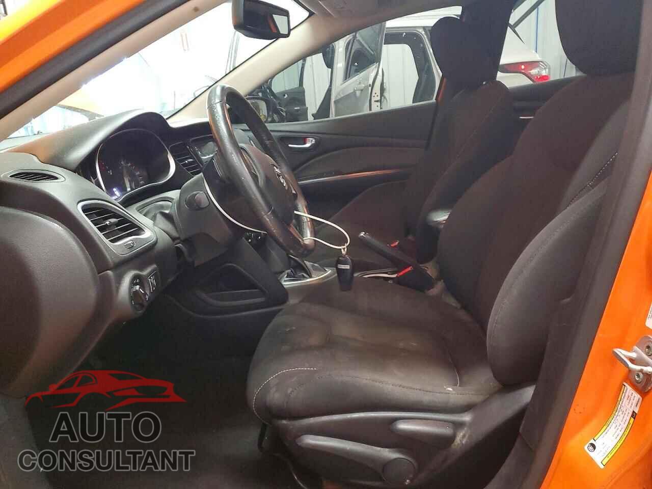 DODGE DART 2013 - 1C3CDFBA9DD325257
