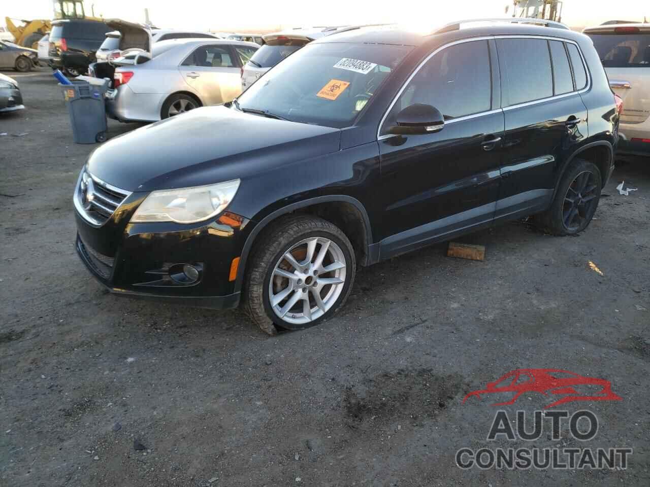 VOLKSWAGEN TIGUAN 2011 - WVGAV7AX3BW532705