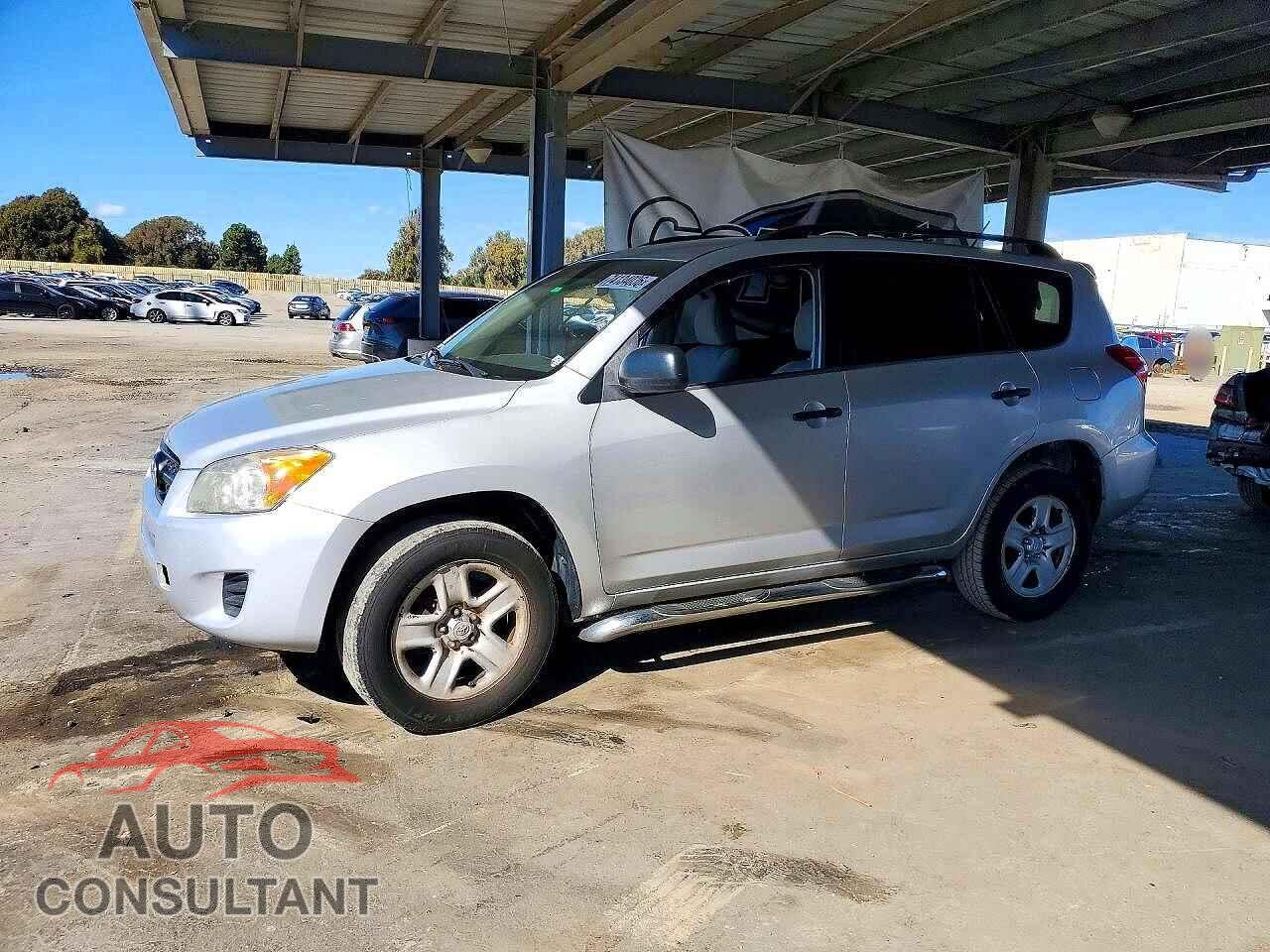 TOYOTA RAV4 2011 - 2T3ZF4DV8BW086479