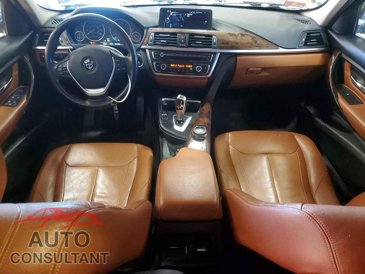 BMW 3 SERIES 2015 - WBA3B5C52FF959530