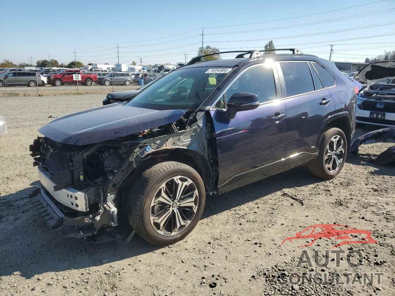 TOYOTA RAV4 2022 - JTMEB3FV1ND108678