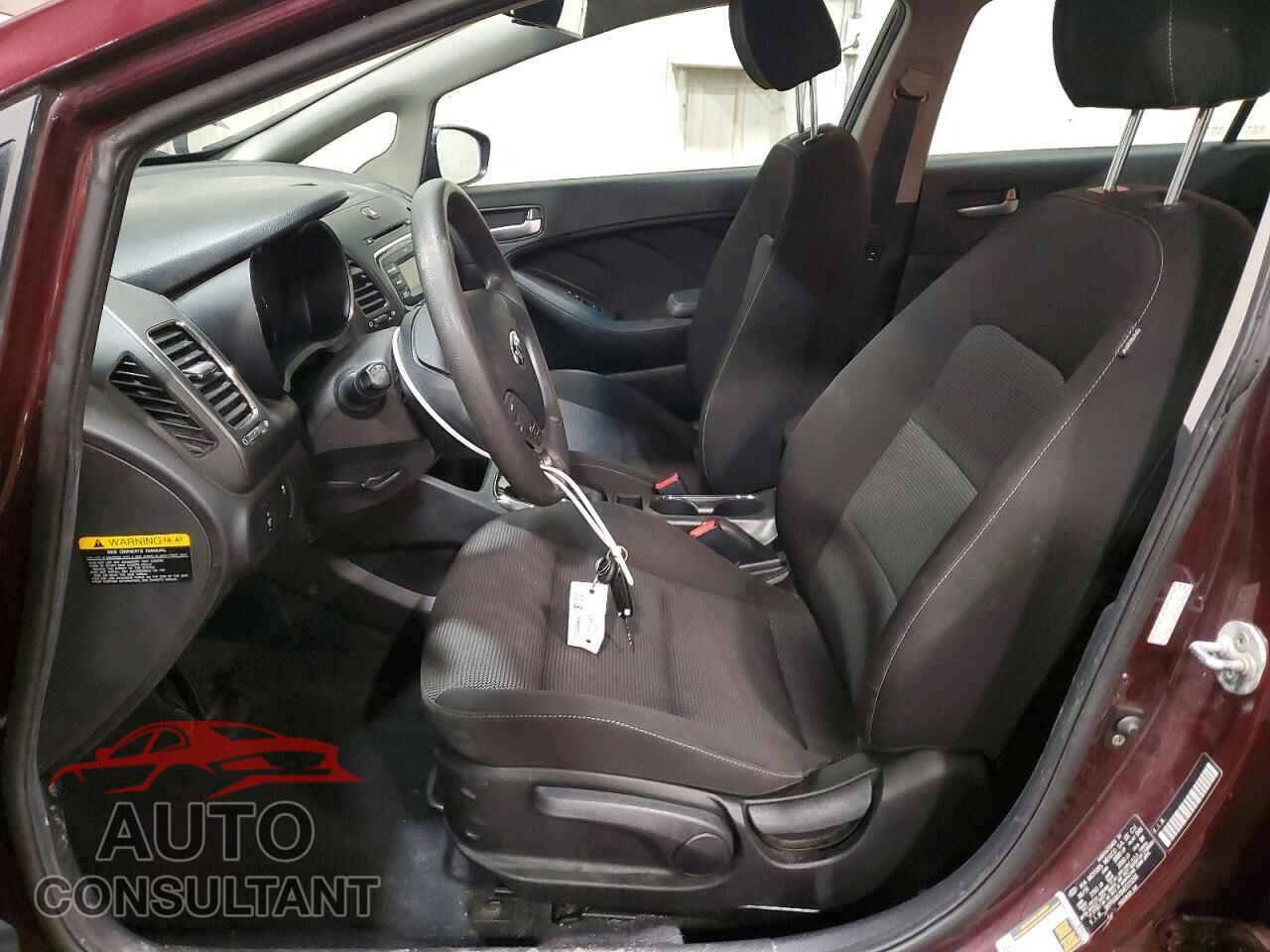 KIA FORTE 2017 - 3KPFK4A78HE015596