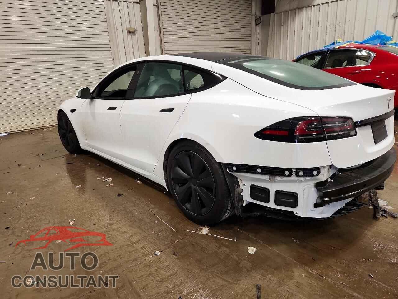 TESLA MODEL S 2023 - 5YJSA1E5XPF502316