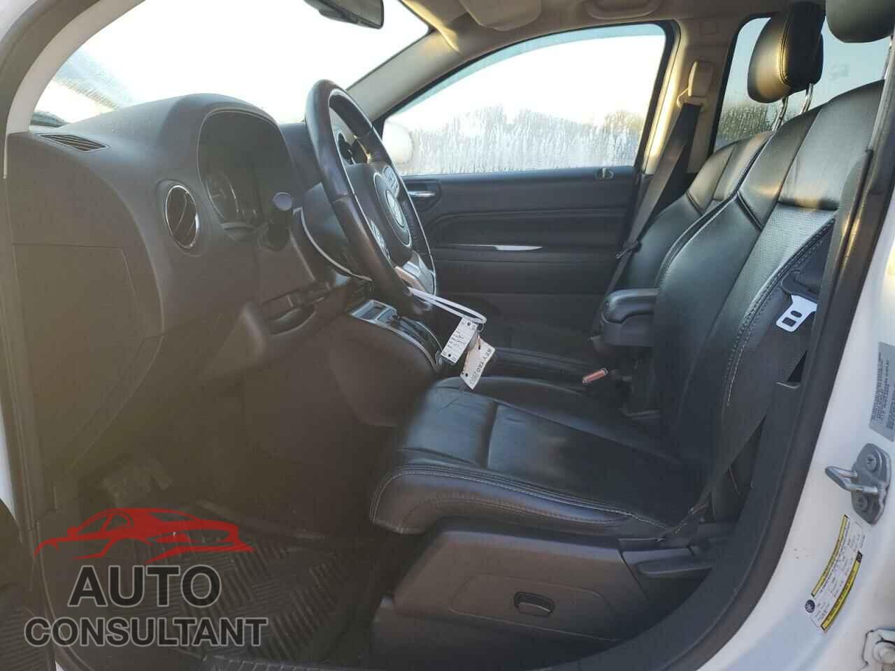 JEEP COMPASS 2017 - 1C4NJCEB9HD212253