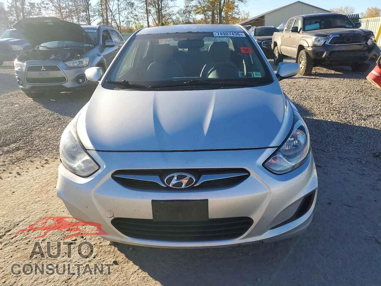 HYUNDAI ACCENT 2013 - KMHCT4AE6DU317927
