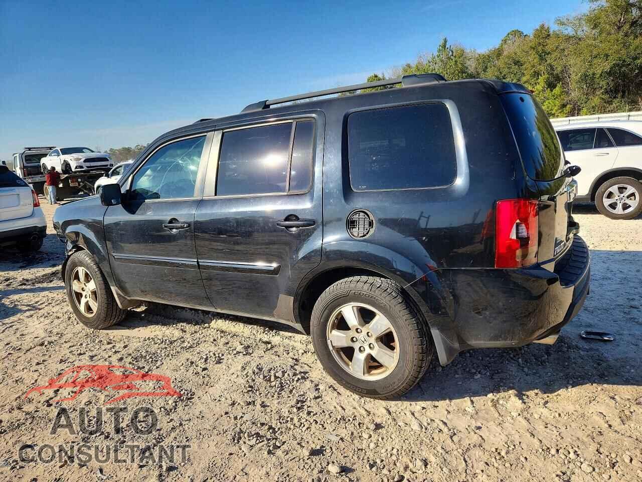 HONDA PILOT 2010 - 5FNYF3H68AB003548