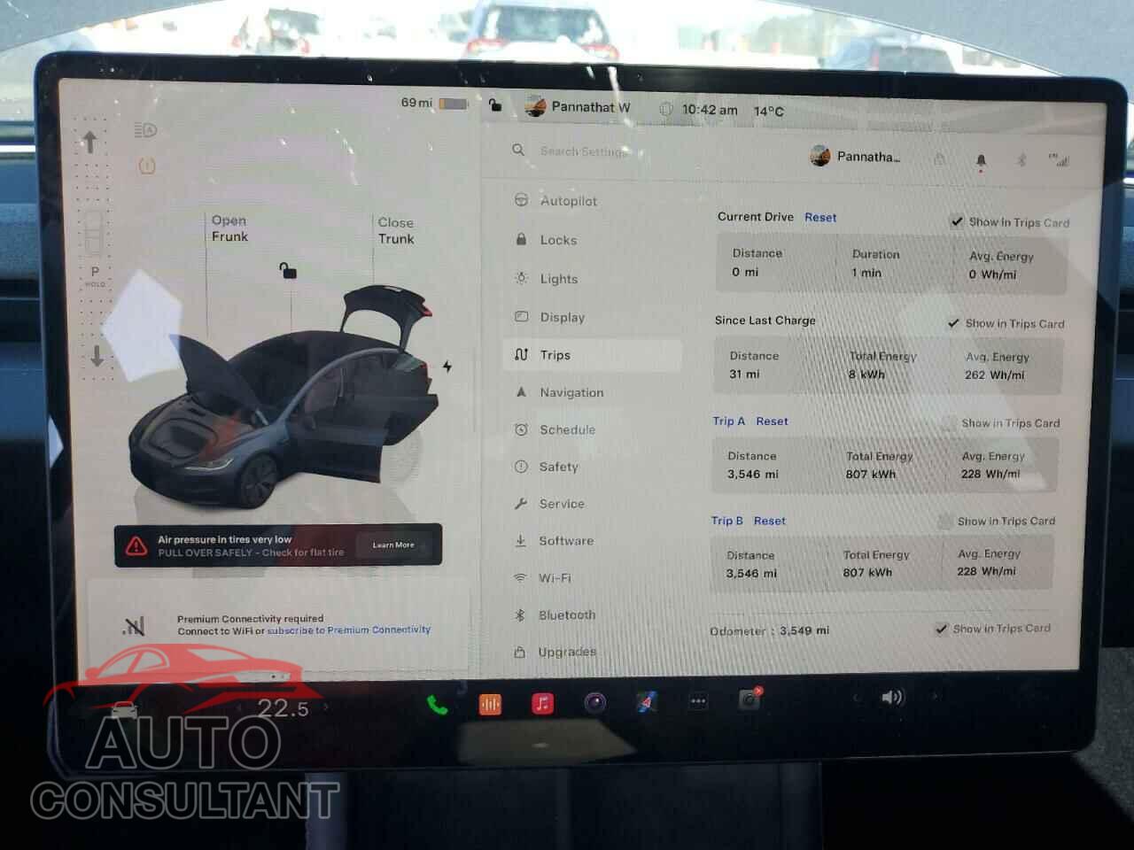 TESLA MODEL 3 2024 - 5YJ3E1EA2RF827101
