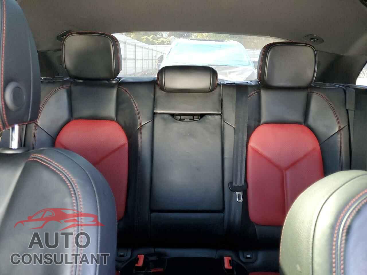 PORSCHE MACAN 2017 - WP1AB2A52HLB10870