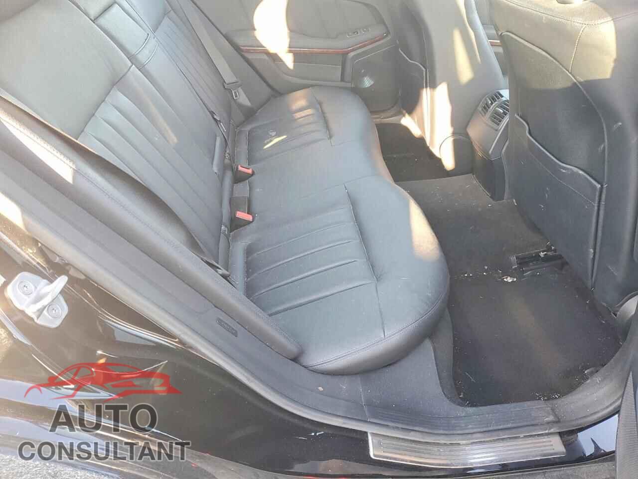 MERCEDES-BENZ E-CLASS 2012 - WDDHF8JB0CA543742