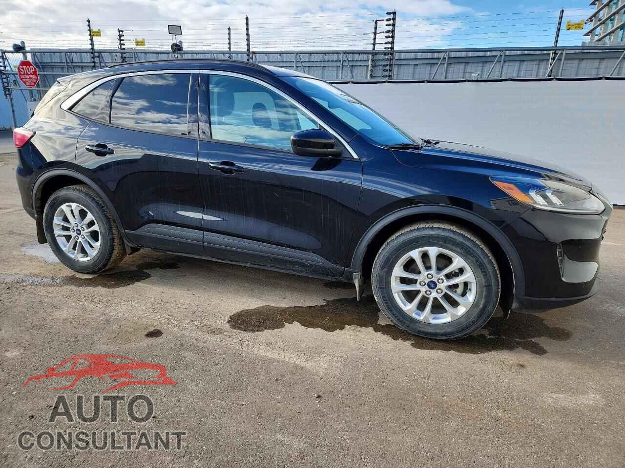 FORD ESCAPE 2020 - 1FMCU9G64LUA17621