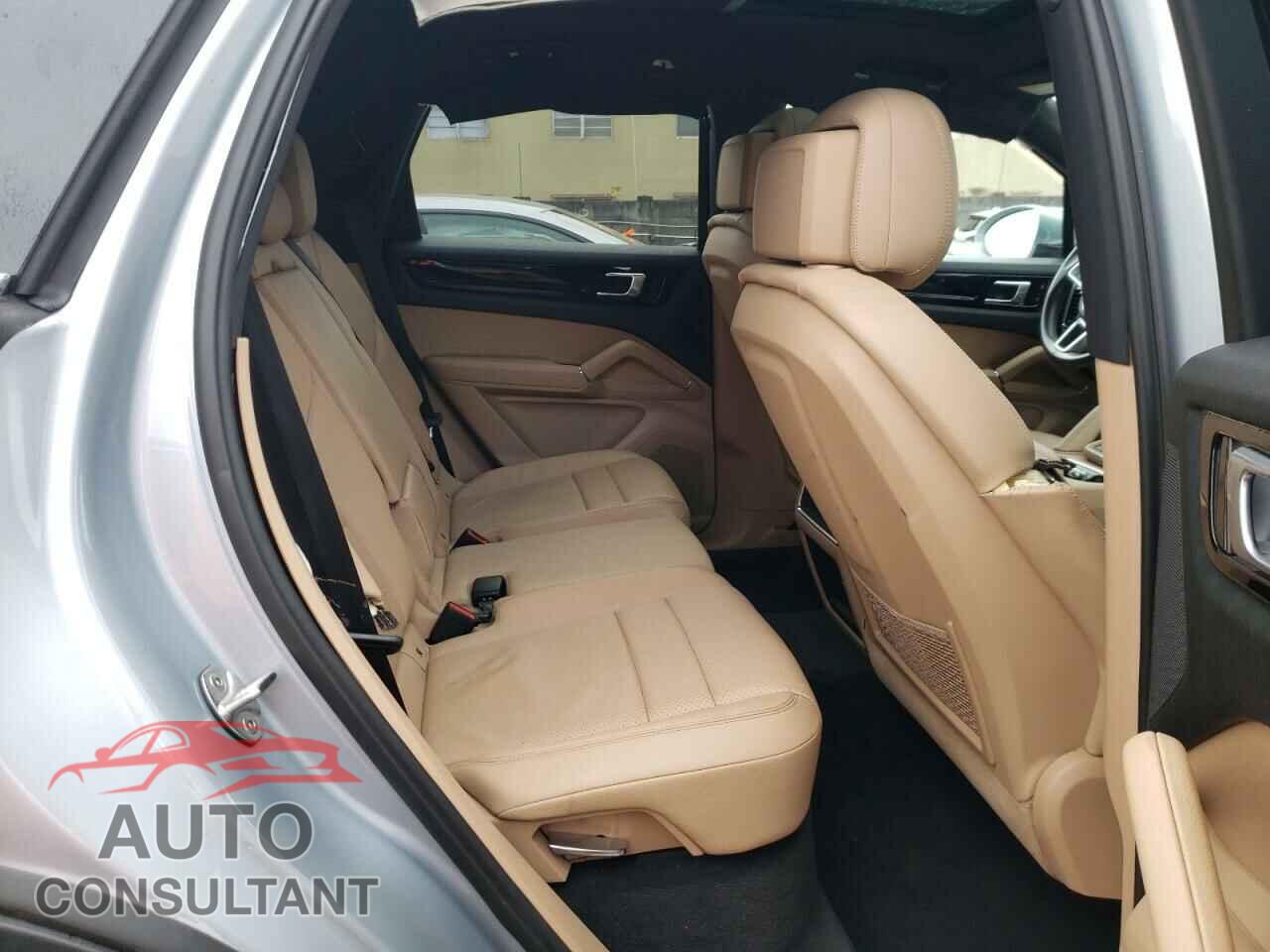PORSCHE CAYENNE 2020 - WP1AA2AY5LDA06048