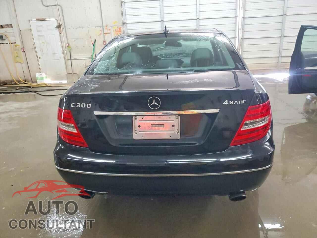 MERCEDES-BENZ C 2012 - WDDGF8BB6CA674314