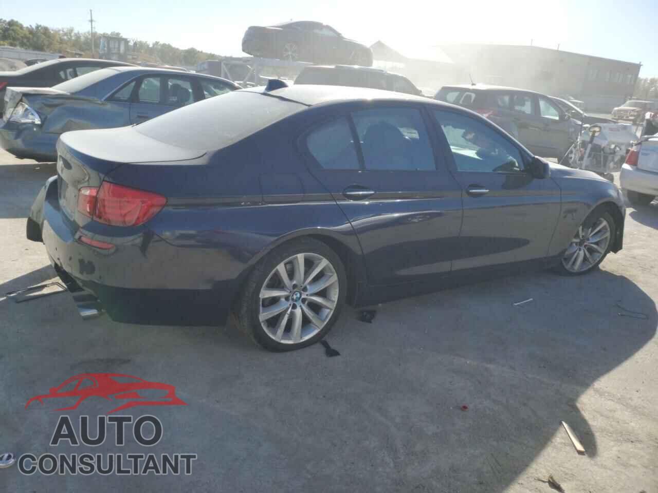 BMW 5 SERIES 2012 - WBAFR7C50CC809501