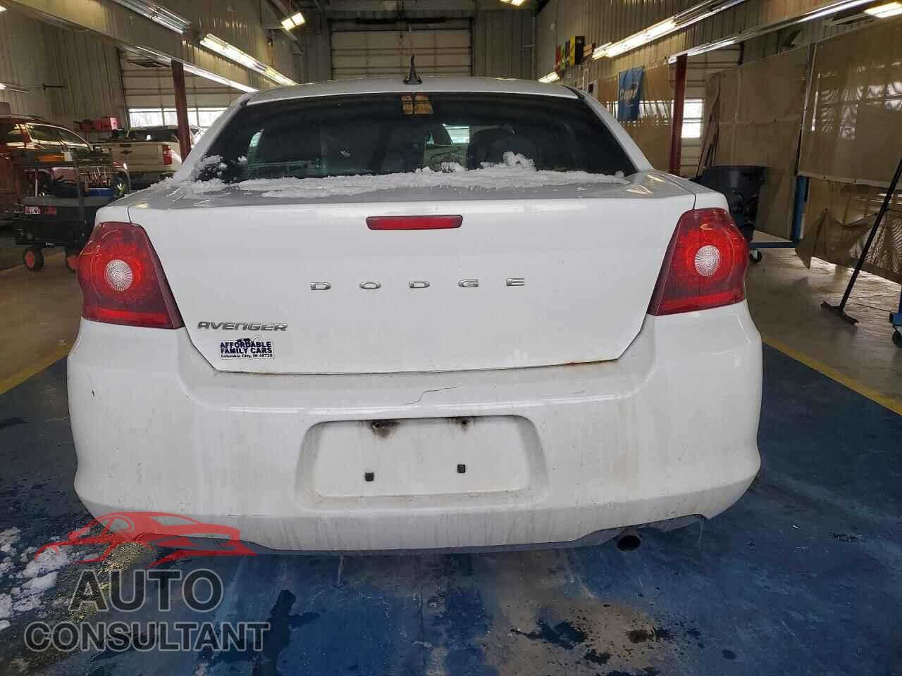 DODGE AVENGER 2011 - 1B3BD1FB0BN557347
