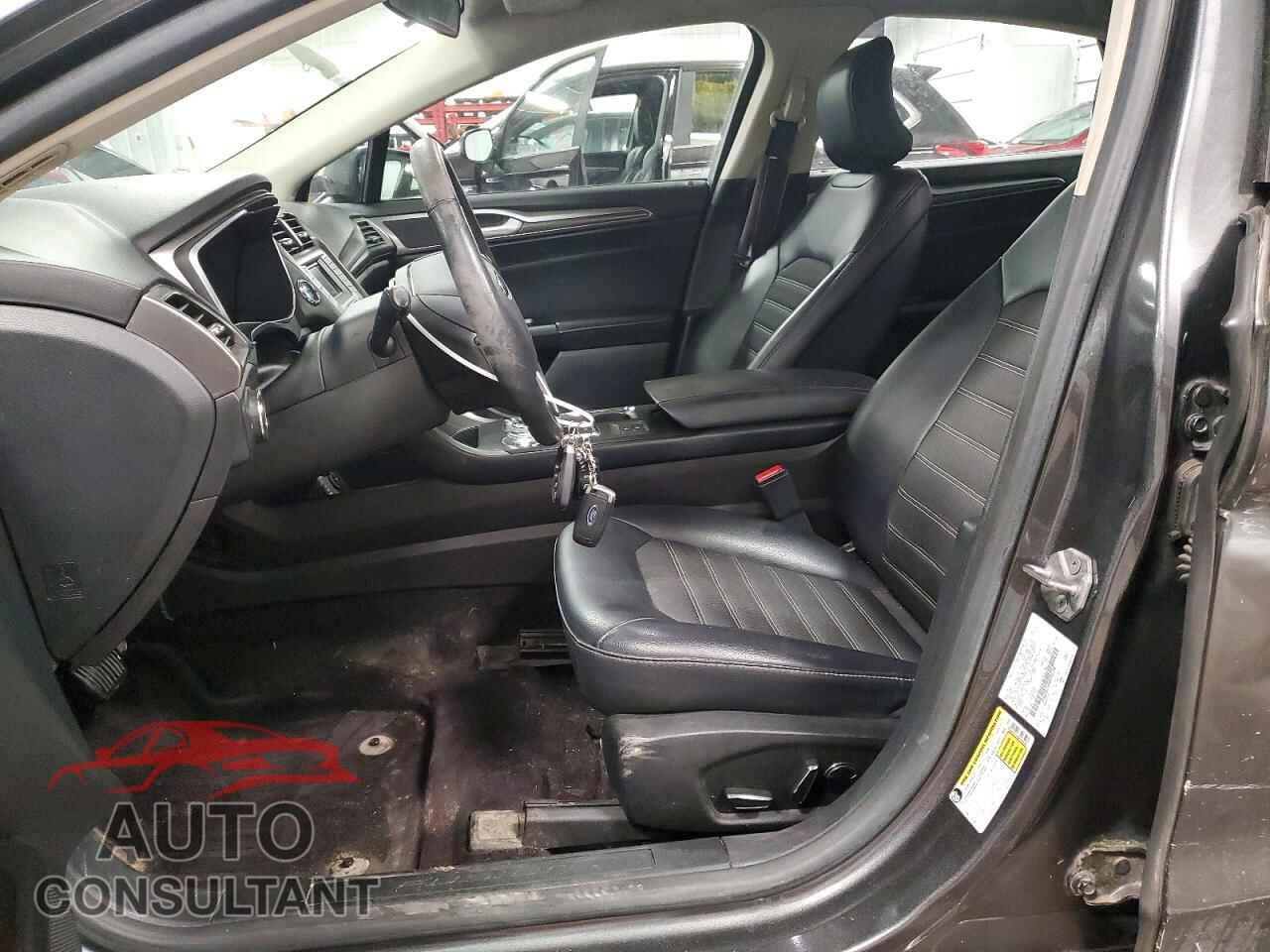 FORD FUSION 2017 - 3FA6P0LUXHR190590