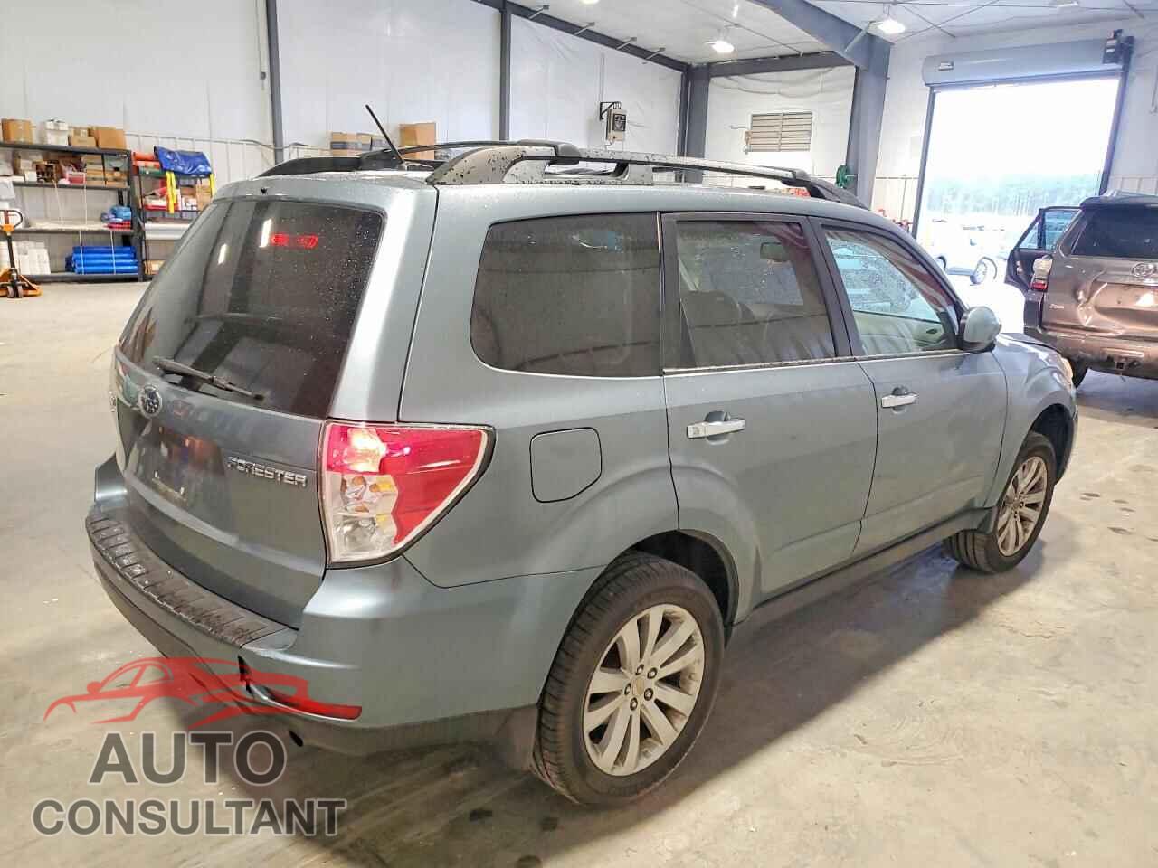 SUBARU FORESTER 2011 - JF2SHBDC4BH713829